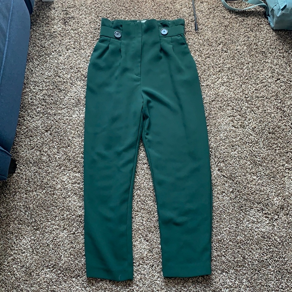 H&M high waisted paper bag pants size 4